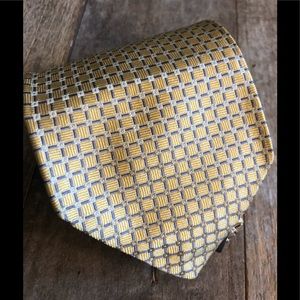 Robert Talbott Best of Class Gold Tie!